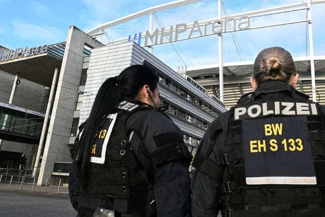 Risikospiel in Stuttgart bleibt friedlich