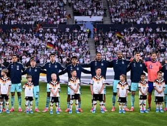 Hymnen-Revolution bei der WM