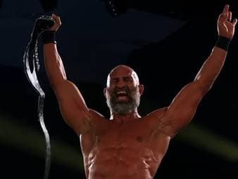 Debüt-Paukenschläge bei WWE und AEW