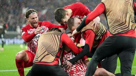 Der SC Freiburg steht im Achtelfinale der Europa League