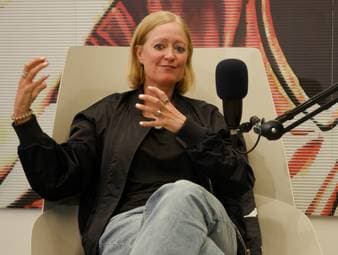 Renate Lingor gelang 2007 Unglaubliches mit der Weltmeisterschaft. Der höchste WM-Sieg und eine unfassbare Serie ohne Gegentor. Entsprechend war der Empfang der Weltmeisterinnen in Deutschland, was die DFB-Legende immer noch emotional macht.