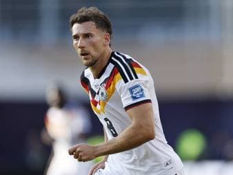 Aston Villa verkündet Goretzka mit Deutschland-Spruch