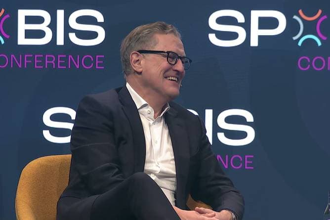 "Schmaler Grat!" Bayern-Boss erklärt Debatte um Trikot