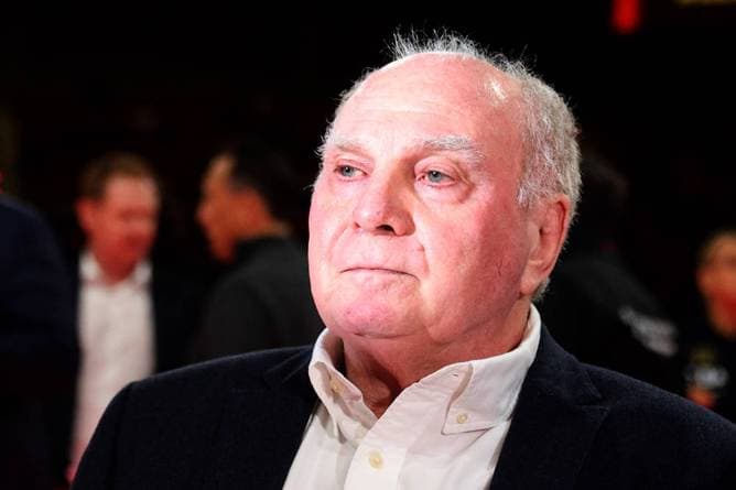 Olise-Abschied? Hoeneß wird mehr als deutlich