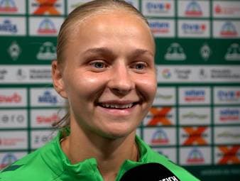 Isabella Jaron, die erst in diesem Sommer an die Weser gewechselt ist, wird für die Frauen des SV Werder Bremen zur Derby-Heldin gegen den HSV. 