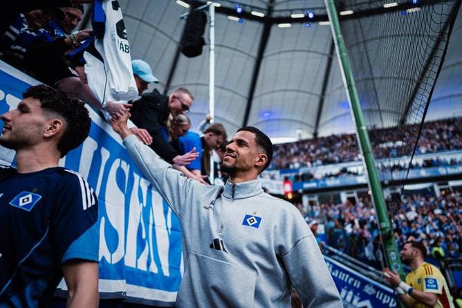 HSV-Fanliebling geht unter Tränen - ein Detail überrascht