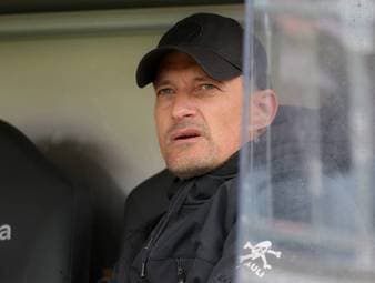 St. Pauli trennt sich von Trainer Blessin