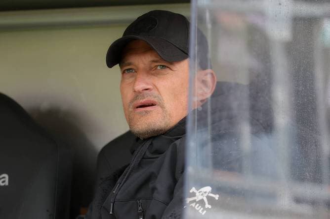 St. Pauli trennt sich von Trainer Blessin