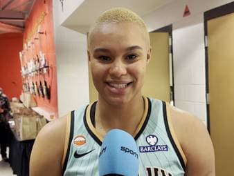 Satou Sabally und Leonie Fiebich, deutsche Basketballspielerinnen der New York Liberty, sprechen über die aktuelle Lage in New York und den Stand ihres Teams im Kampf um den Titel