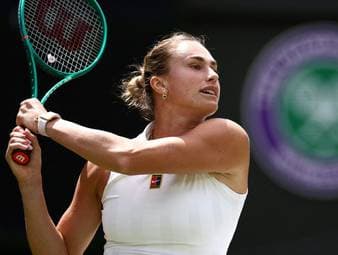 Sabalenka nach „Prüfung“ weiter