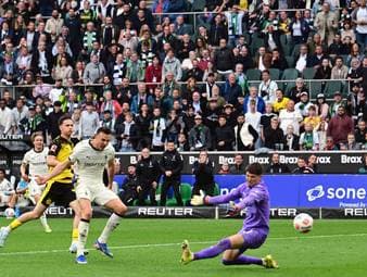 Gladbach sichert Klasse - BVB erneut ganz schwach