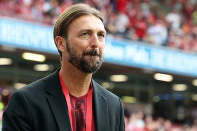 "Von den TV-Geldern dieser Teams sind wir Lichtjahre entfernt"