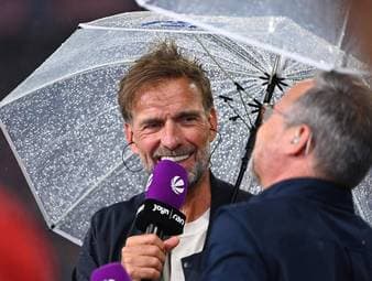 Klopp witzelt über Bayern-Aufstellung