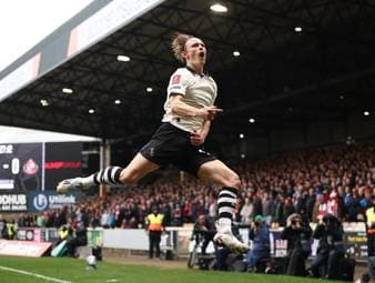 Über ihn spricht ganz England