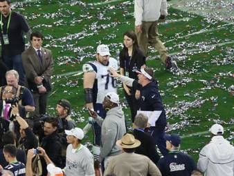 Der Super Bowl ist für die Spieler nicht nur sportlich eine große Herausforderung. Sebastian Vollmer verrät, welchen Einfluss die Halftime-Show hat - und wie sie mit den New England Patriots dafür einst ein spezielles Training absolvierten.