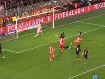 Der FC Bayern steht nach einer völlig verrückten Partie bei Union Berlin im DFB-Pokal-Viertelfinale. Kommentator: Jochen Stutzky.