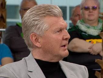 Uli Hoeneß machte in einem Interview klar, dass Michael Olise beim FC Bayern nicht zum Verkauf steht - ein richtiges Zeichen, findet die Runde im SPORT1 Doppelpass.