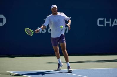 Struff mit starker Vorstellung