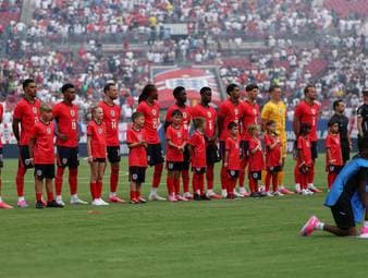 England spielt mit "Ollie Kane"
