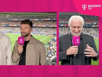 Vor dem WM-Auftakt der deutschen Nationalmannschaft gegen Curaçao treffen bei MagentaTV Rudi Völler, Jürgen Klopp und Thomas Müller aufeinander. Und plötzlich wird die Stimmung etwas angespannt.