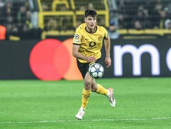 In der Luft gewinnt er jeden Zweikampf, am Boden keinen