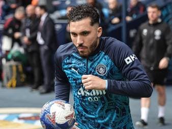 City-Star bringt eigene Fans gegen sich auf!