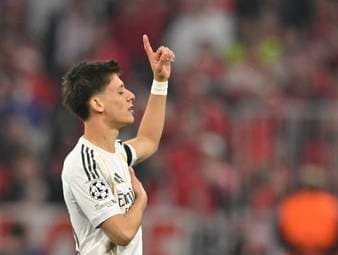 Lobeshymnen, die ein ganzes Volk "mit Stolz erfüllen"