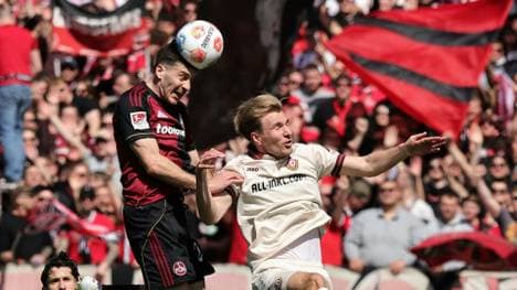 Umkämpftes Spiel: Club gegen Dresden