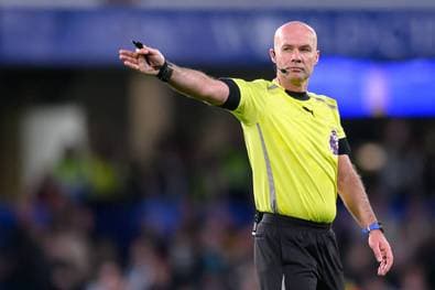 Bizarre Schiri-Szene in England