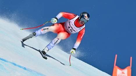 Franjo van Allmen bei der Abfahrt in Crans-Montana