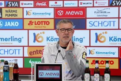 Er will eigentlich nichts dazu sagen - und wird dann deutlich