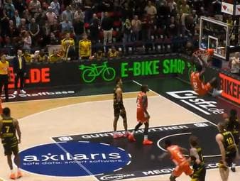 Die BBL-Highlights der Partie NINERS Chemnitz - MHP RIESEN Ludwigsburg im Video.