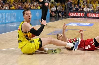 Bayern bricht komplett ein - und muss in den Showdown