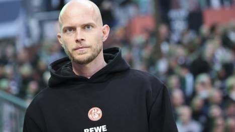 Weite Wege sind der Plan: Wagner vor Leverkusen