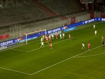 Der 1. FC Union Berlin empfängt Werder Bremen in der Frauen-Bundesliga. Die Fans in der alten Försterei sehen ein Fünf-Tore-Spektakel.