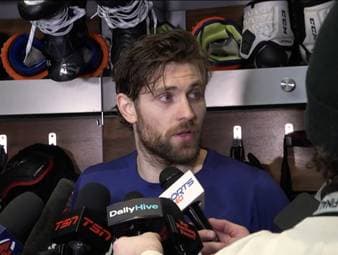 Josh Samanski hat sein Debüt in der NHL für die Edmonton Oilers gegeben. Landsmann und NHL-Superstar Leon Draisaitl schwärmt von der neuen deutschen Hoffnung.