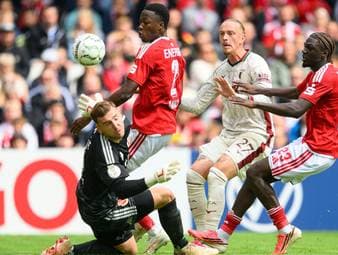 Augsburg müht sich nach Pokalfight