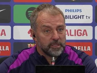 Könnte Lionel Messi nach seinem Abenteuer in der MLS wieder zu seinem Herzensverein in Barcelona zurückkehren? Trainer Hansi Flick hält für dieses Szenario eine kleine Hintertür offen.