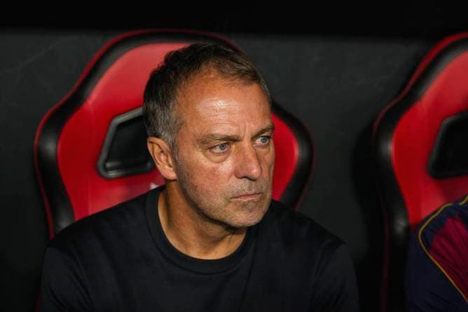 Flick fehlt auf Trainer-Foto