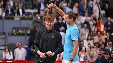 Jannik Sinner ist Alexander Zverev stets überlegen