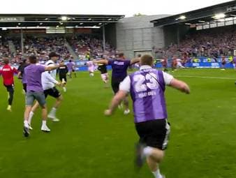 Die Highlights der Partie SV Wehen Wiesbaden - VfL Osnabrück aus der 3. Liga im Video.