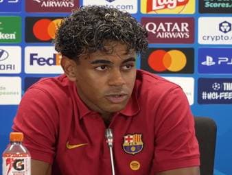 Lamine Yamal will nicht um Stimmen für den Ballon d’Or bitten. Dass Titelverteidiger Ousmane Dembele ihn nicht zu den Favoriten zählt, lässt ihn kalt. Vielmehr blickt er mit Stolz auf seine Saison zurück.