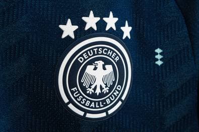 Das ist das deutsche Auswärtstrikot für die WM