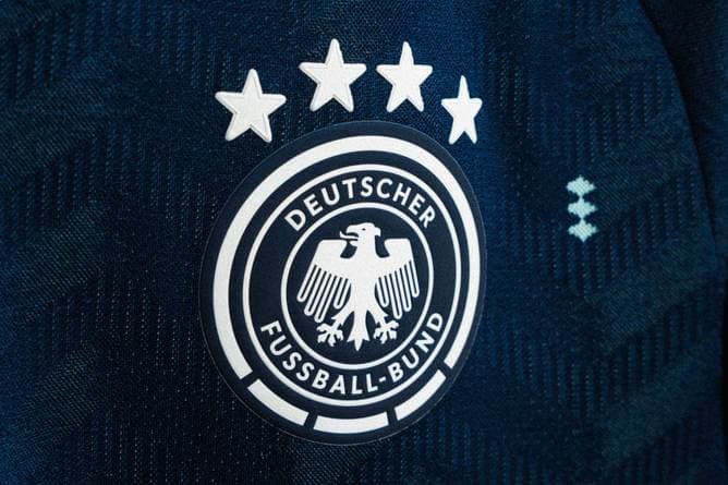 Das ist das deutsche Auswärtstrikot für die WM