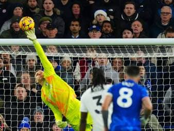 Deutscher Keeper lässt Chelsea verzweifeln