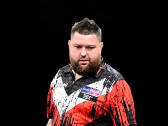 Darts-Superstar enthüllt Verletzungen