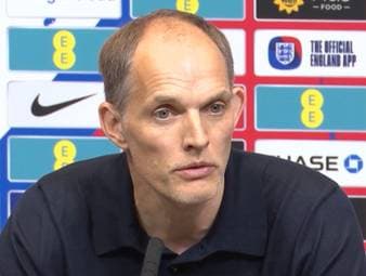 Dass Harry Maguire von Thomas Tuchel nicht in den WM-Kader berufen wurde, hat in England hohe Wellen geschlagen. Für die Enttäuschung des United-Verteidigers zeigt der Trainer der Three Lions jedoch Verständnis.