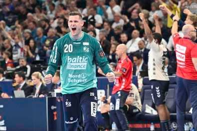 Flensburg feiert "Zehn-Bier"-Möller