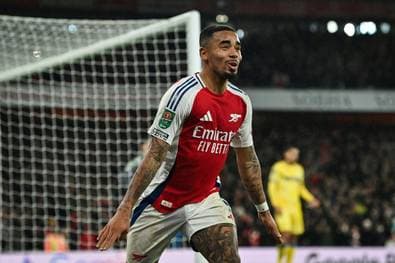 Jesus führt Arsenal ins Halbfinale