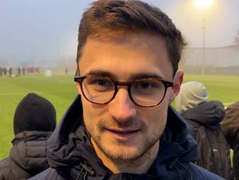 Sandro Wagner ist nicht länger Trainer des FC Augsburg. Für ihn übernimmt vorerst Manuel Baum. Die Fans haben eine klare Meinung dazu.